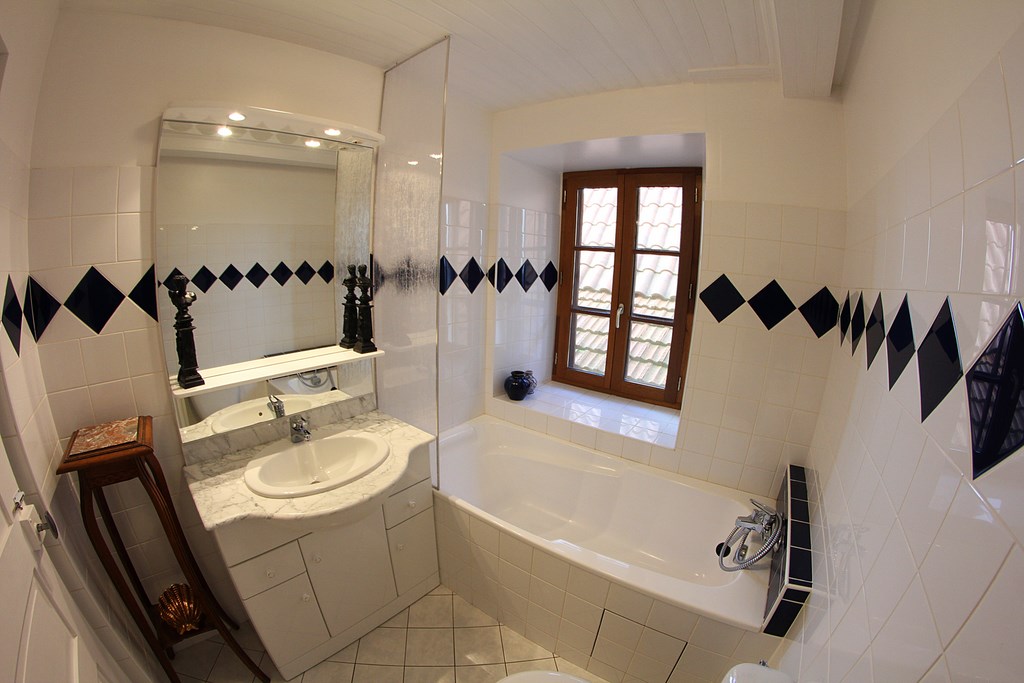 Salle de bain commune